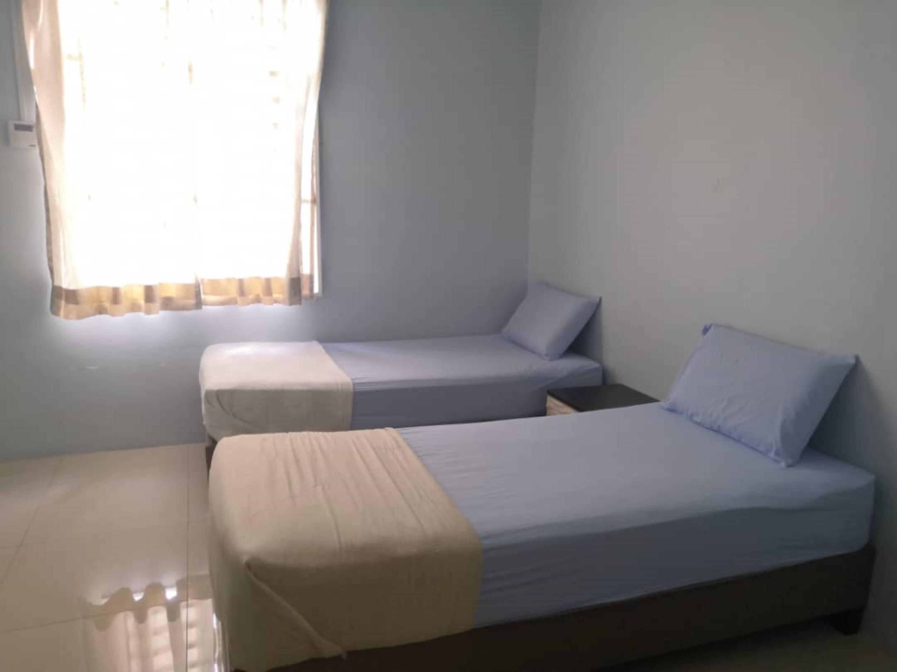Oyo 90132 Come Inn Premium Kuala Terengganu Buitenkant foto