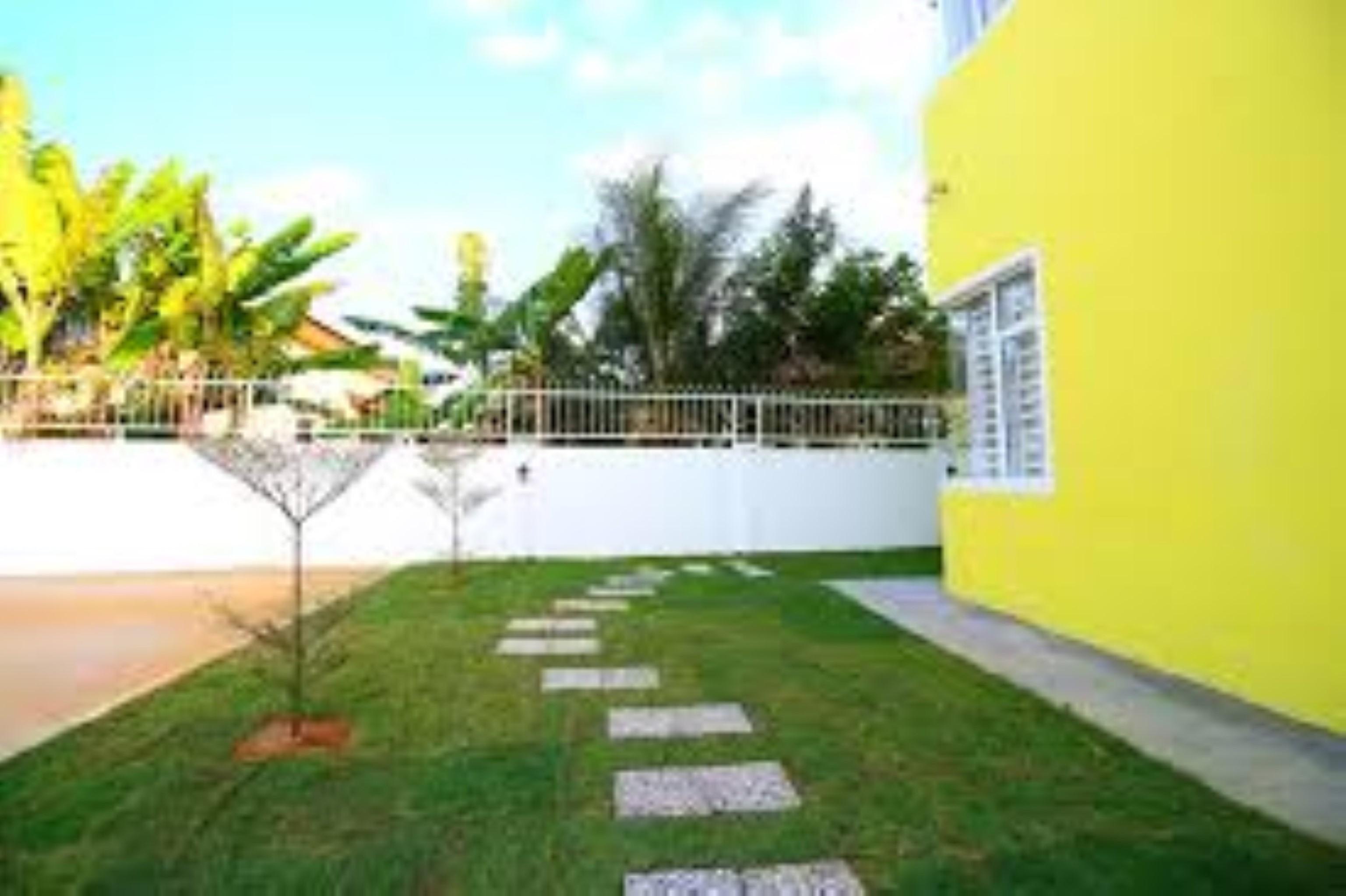 Oyo 90132 Come Inn Premium Kuala Terengganu Buitenkant foto
