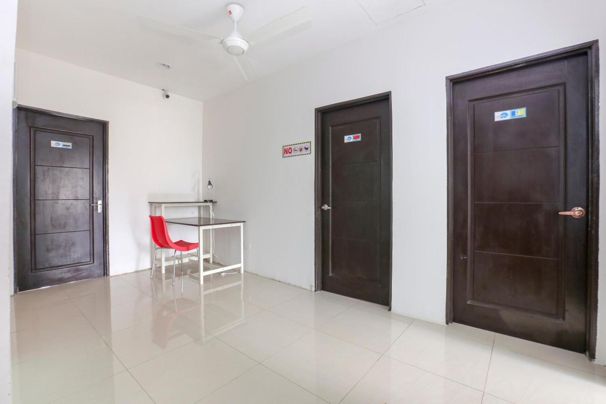 Oyo 90132 Come Inn Premium Kuala Terengganu Buitenkant foto