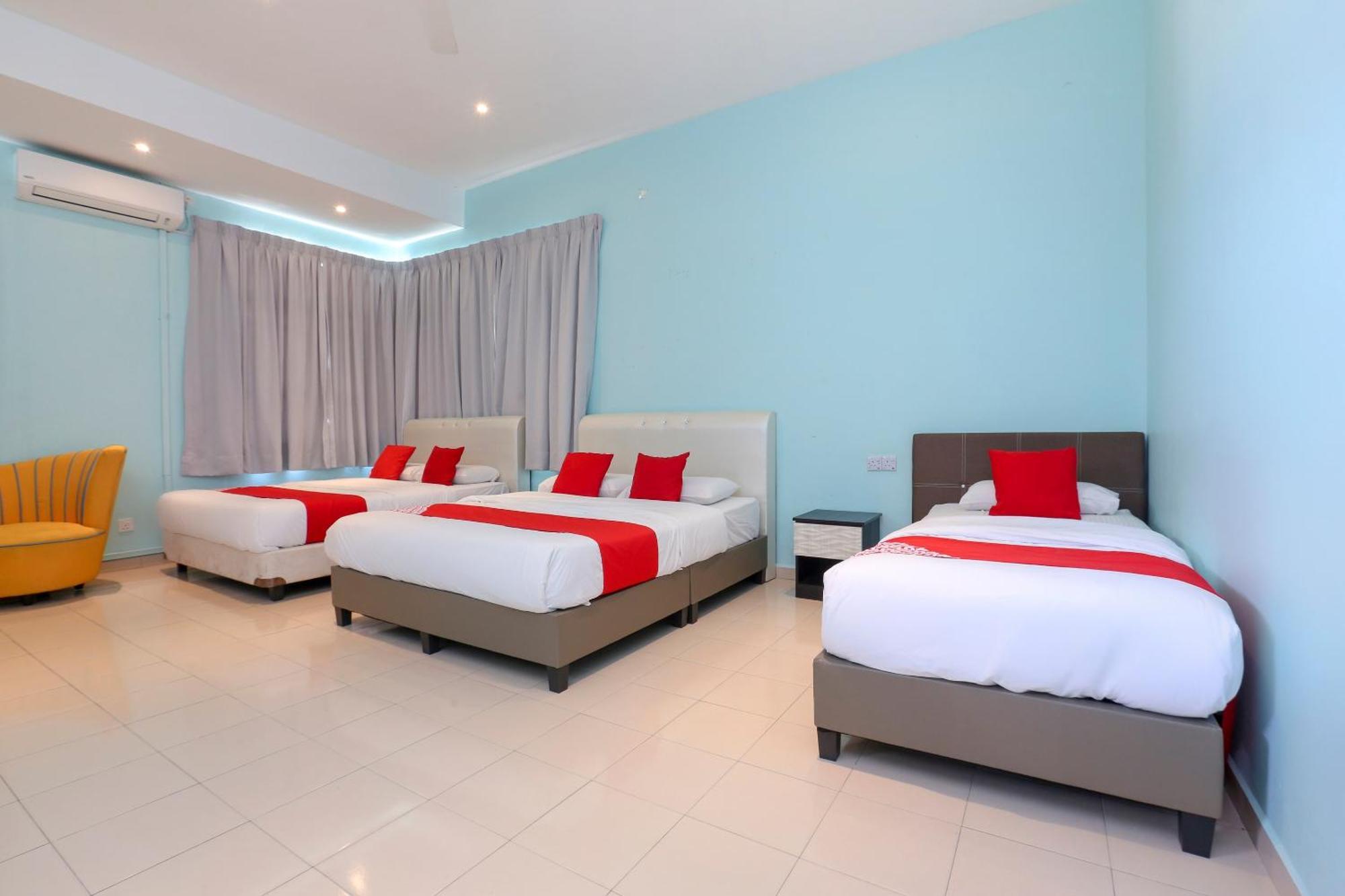 Oyo 90132 Come Inn Premium Kuala Terengganu Buitenkant foto