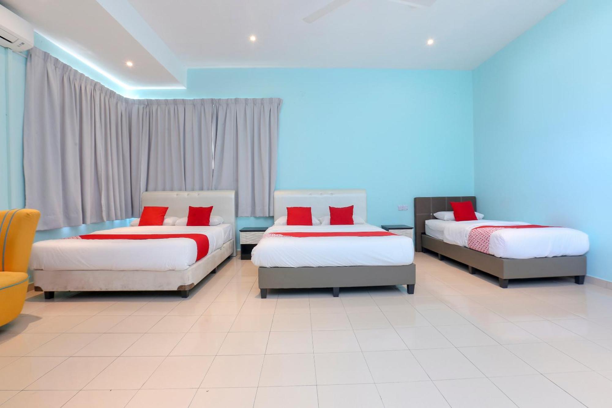 Oyo 90132 Come Inn Premium Kuala Terengganu Buitenkant foto