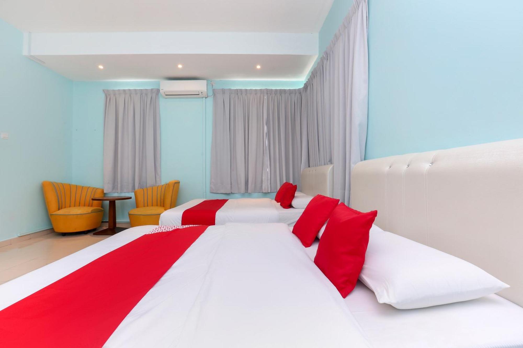 Oyo 90132 Come Inn Premium Kuala Terengganu Buitenkant foto