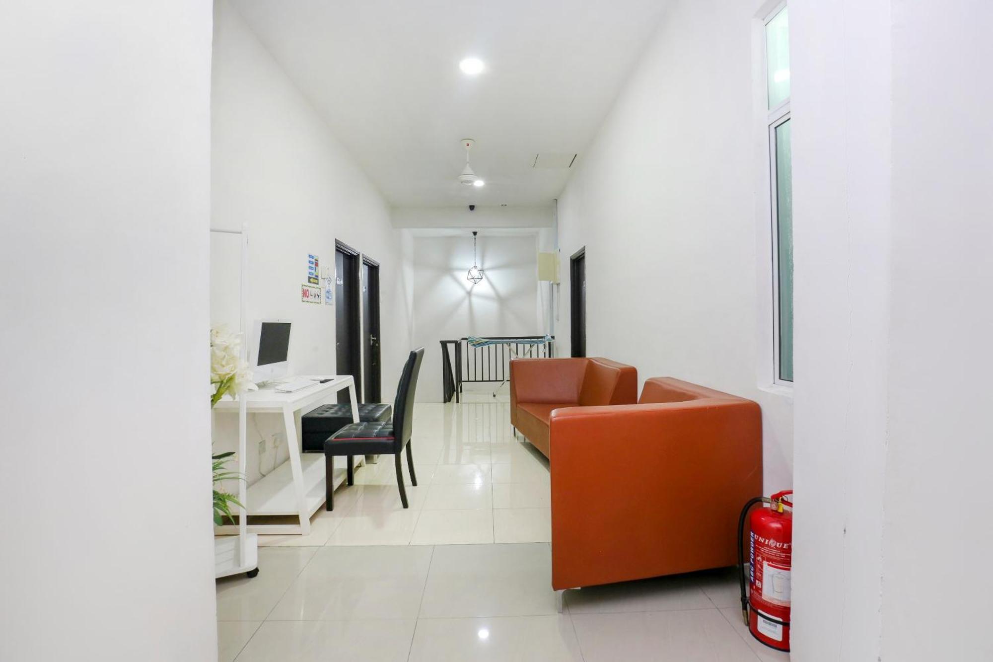 Oyo 90132 Come Inn Premium Kuala Terengganu Buitenkant foto