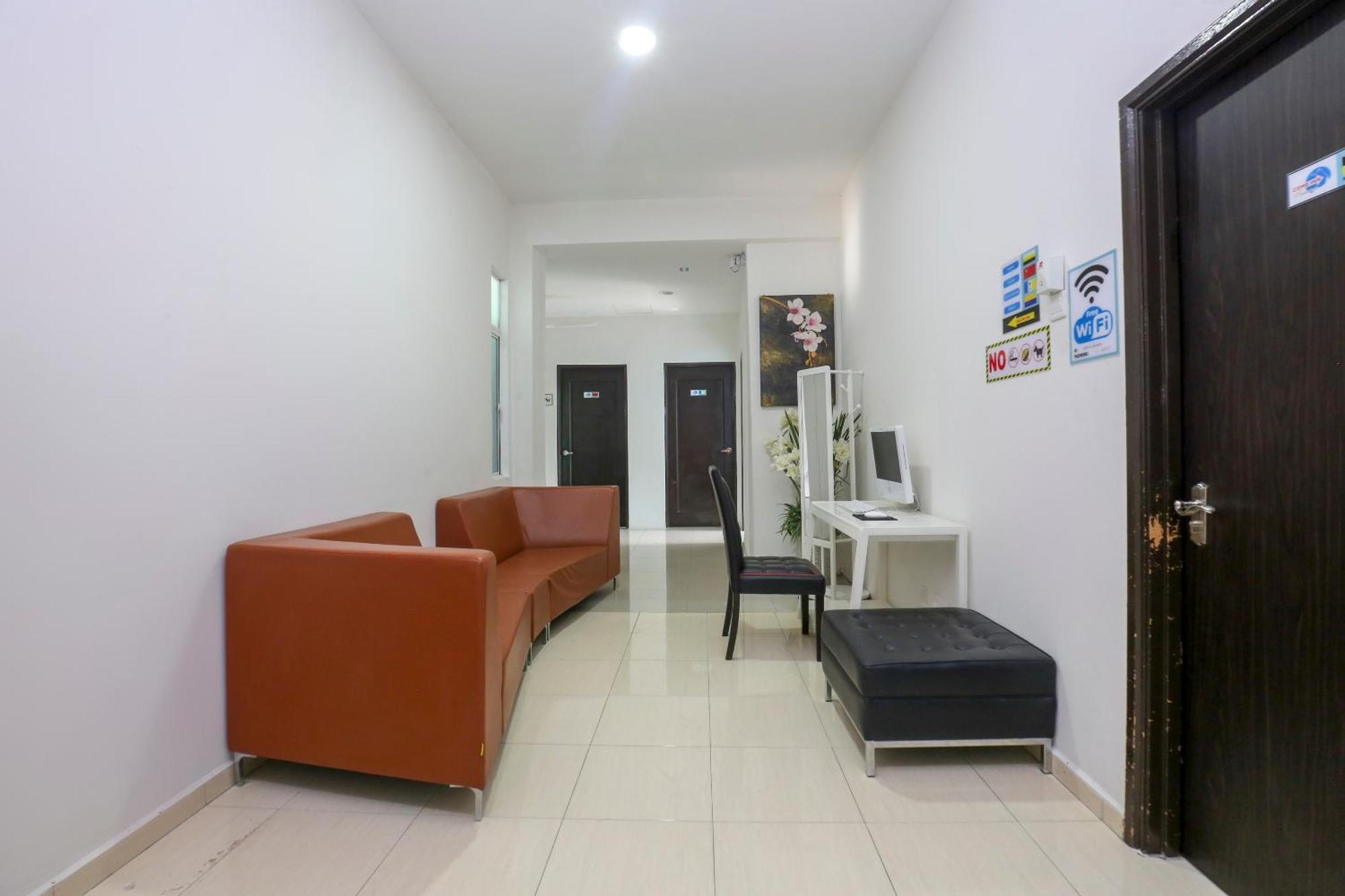 Oyo 90132 Come Inn Premium Kuala Terengganu Buitenkant foto