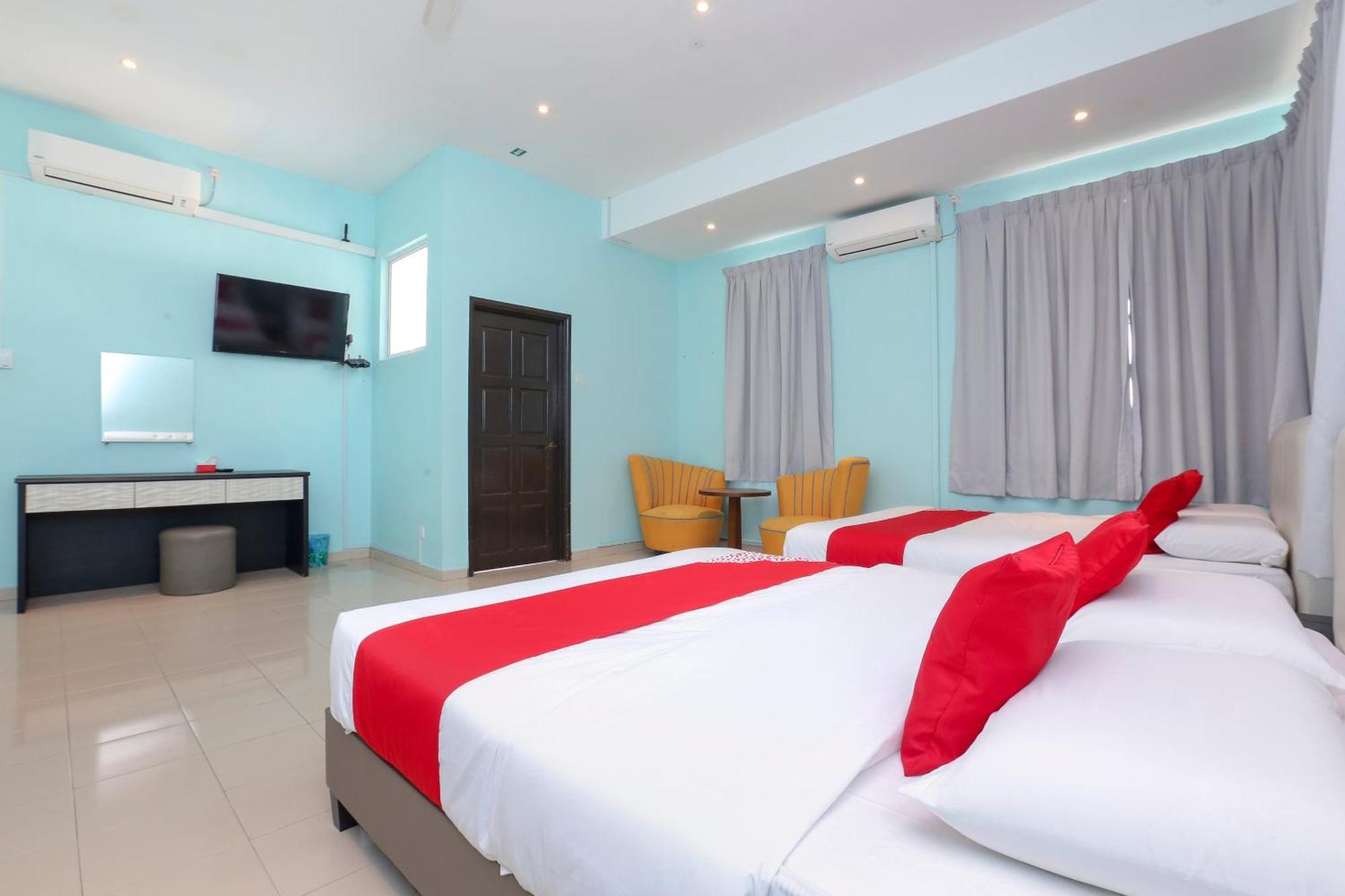 Oyo 90132 Come Inn Premium Kuala Terengganu Buitenkant foto