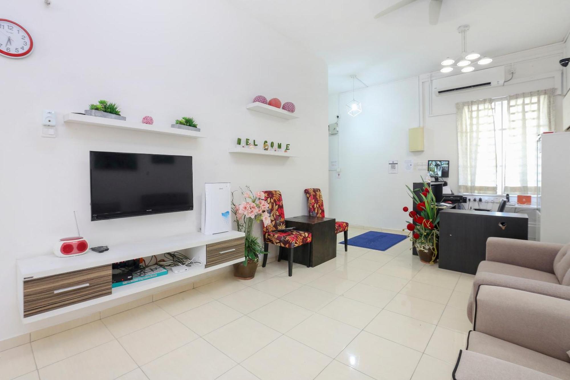 Oyo 90132 Come Inn Premium Kuala Terengganu Buitenkant foto